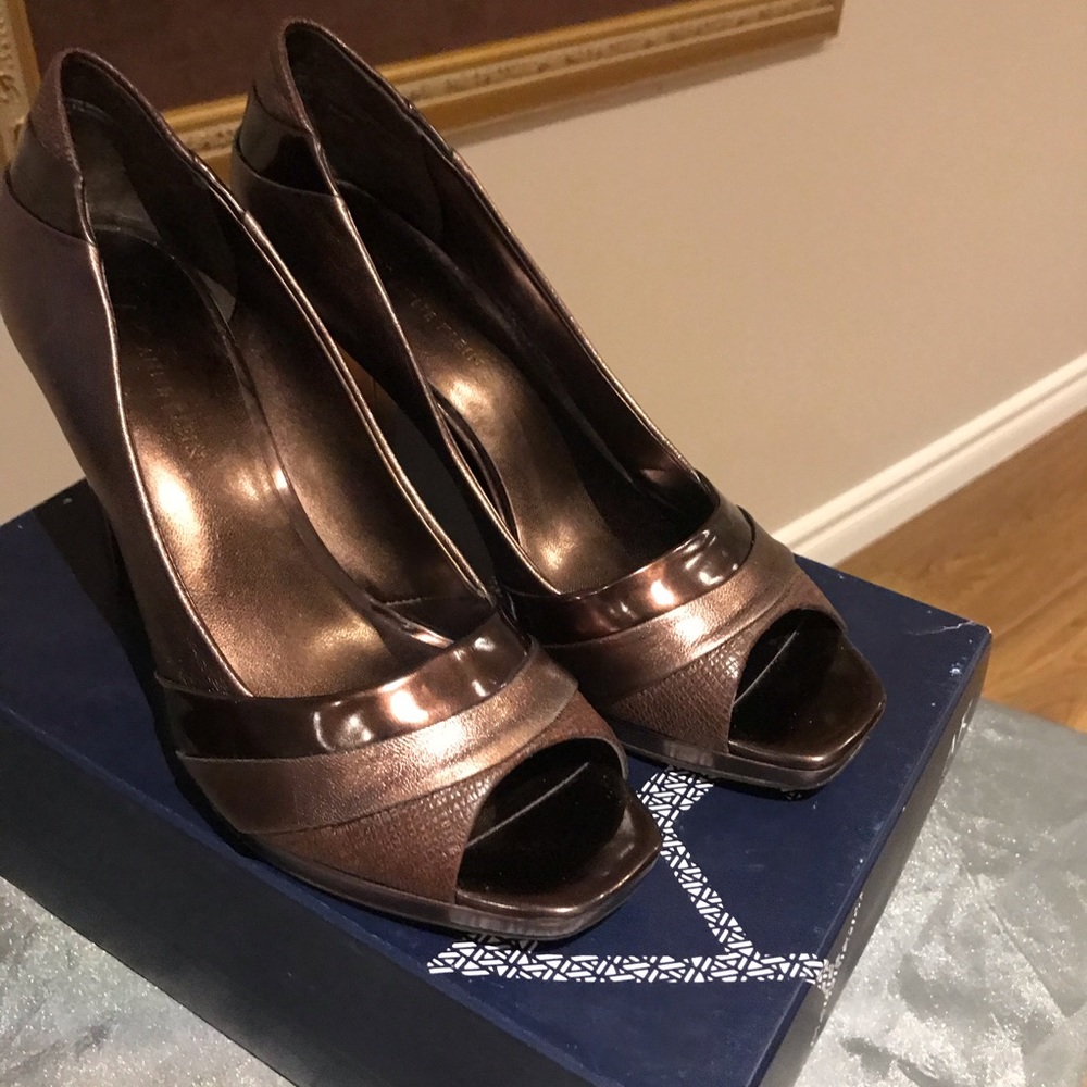 Anne Klein Constance open toed pump size 7.5